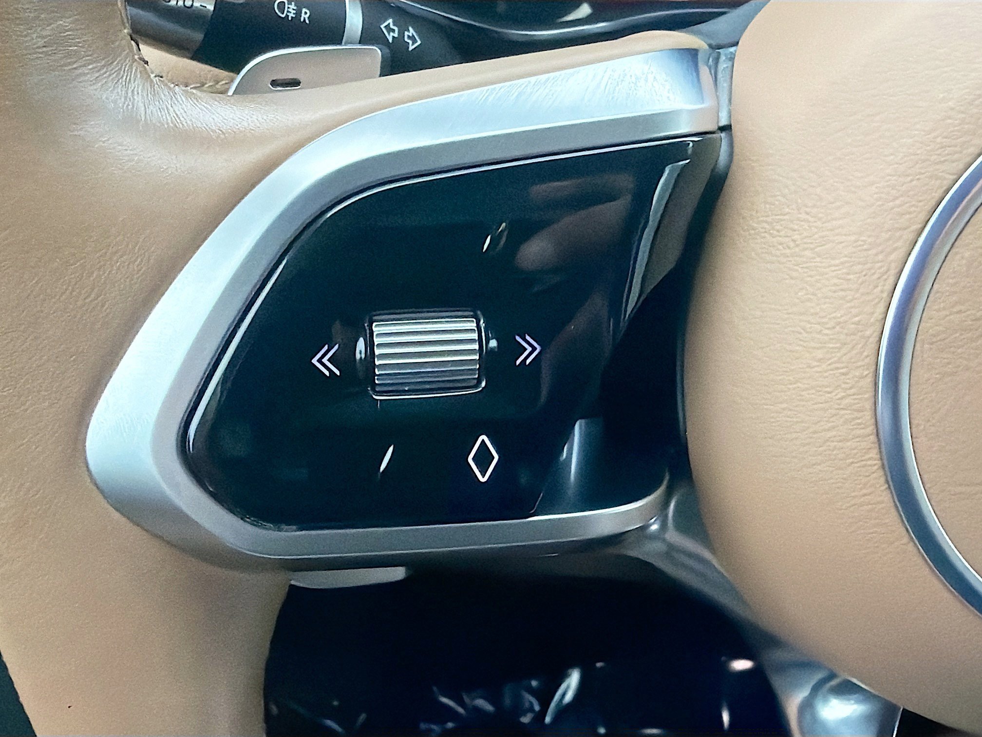 Used 2022 Jaguar F-PACE S image 37