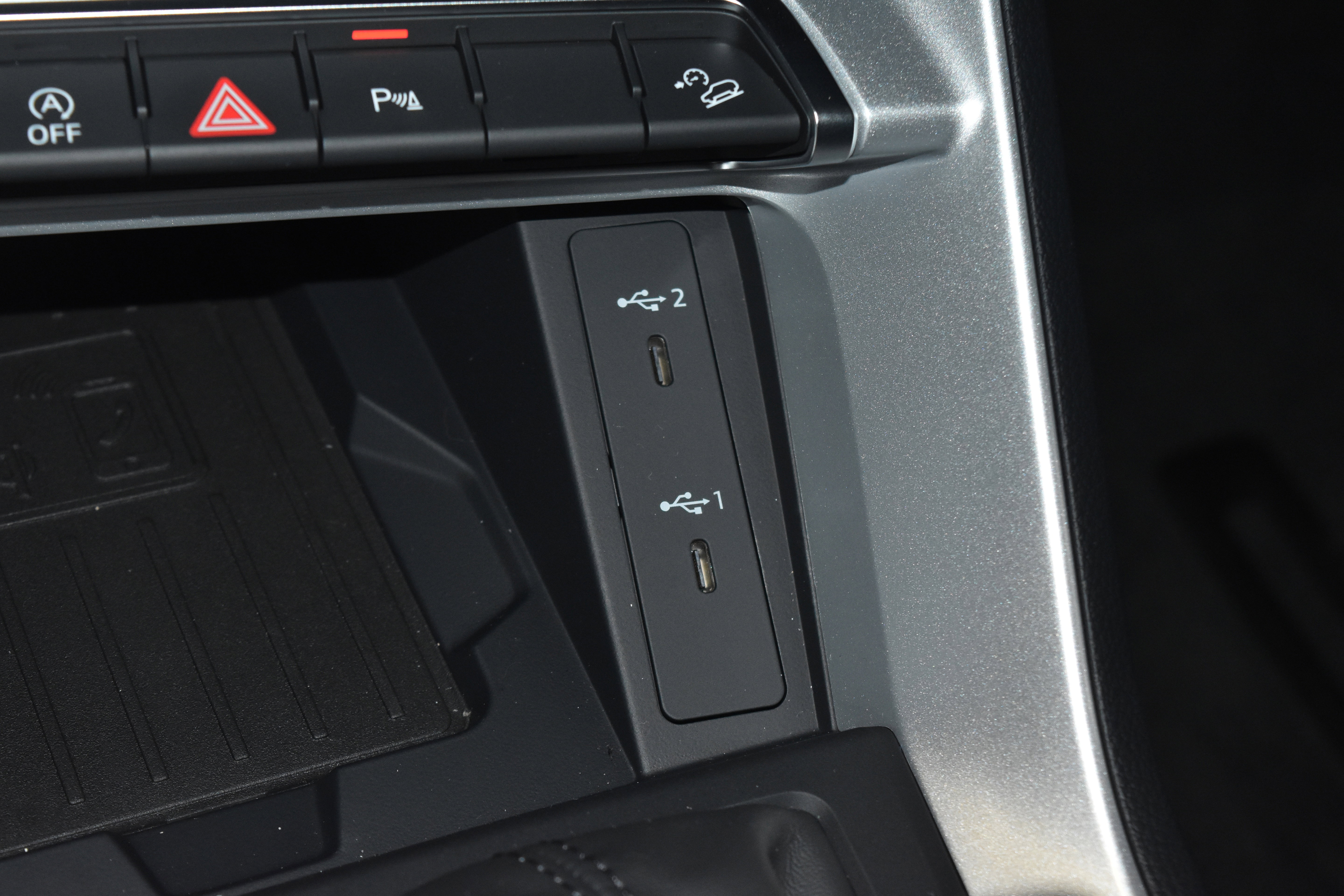 New 2025 Audi Q3 2.0T Premium image 15