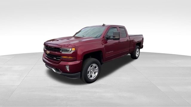 Used 2017 Chevrolet Silverado 1500 LT w/ All Star Edition image 4