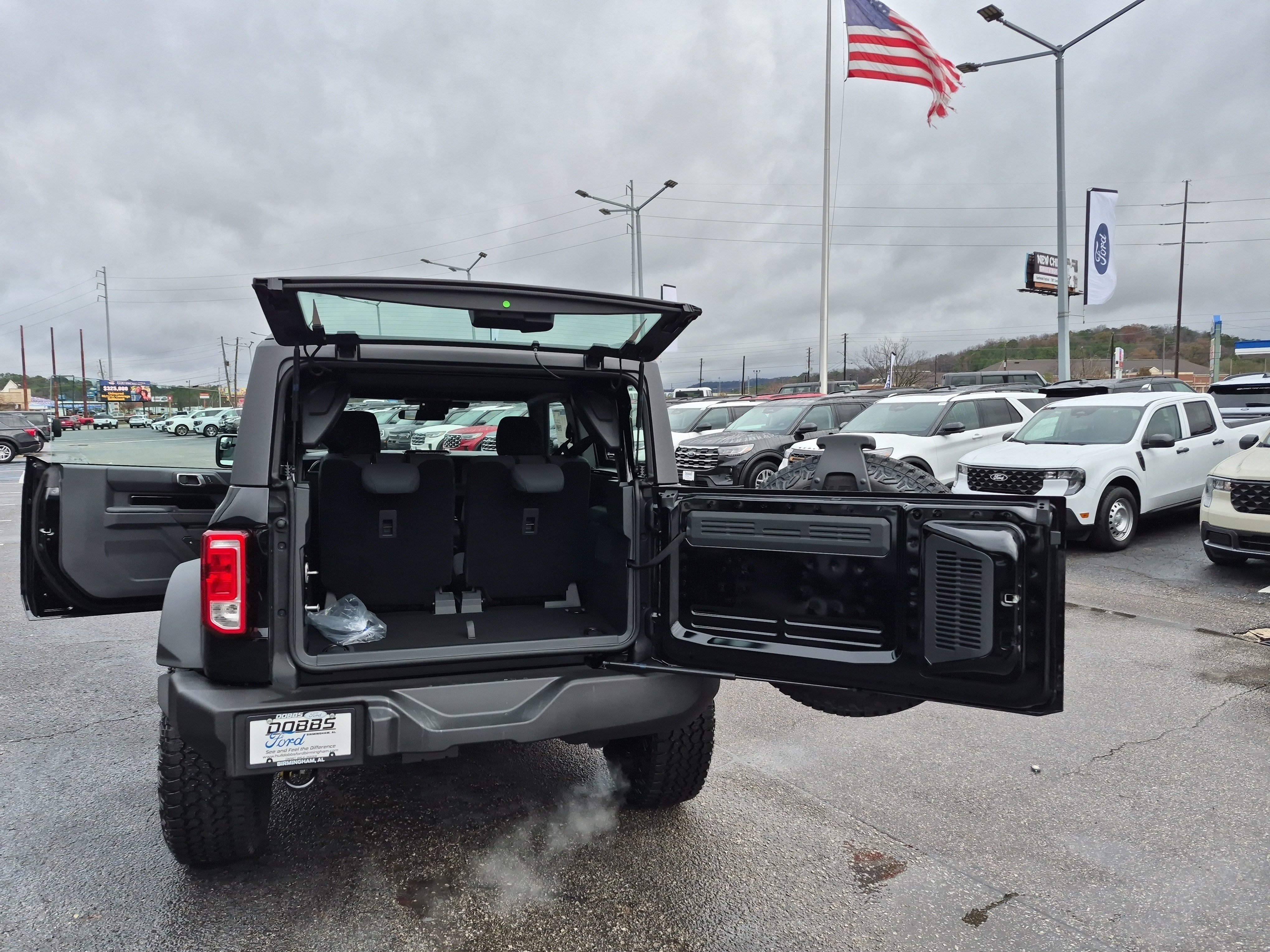 New 2025 Ford Bronco 2-Door w/ Sasquatch Package image 13