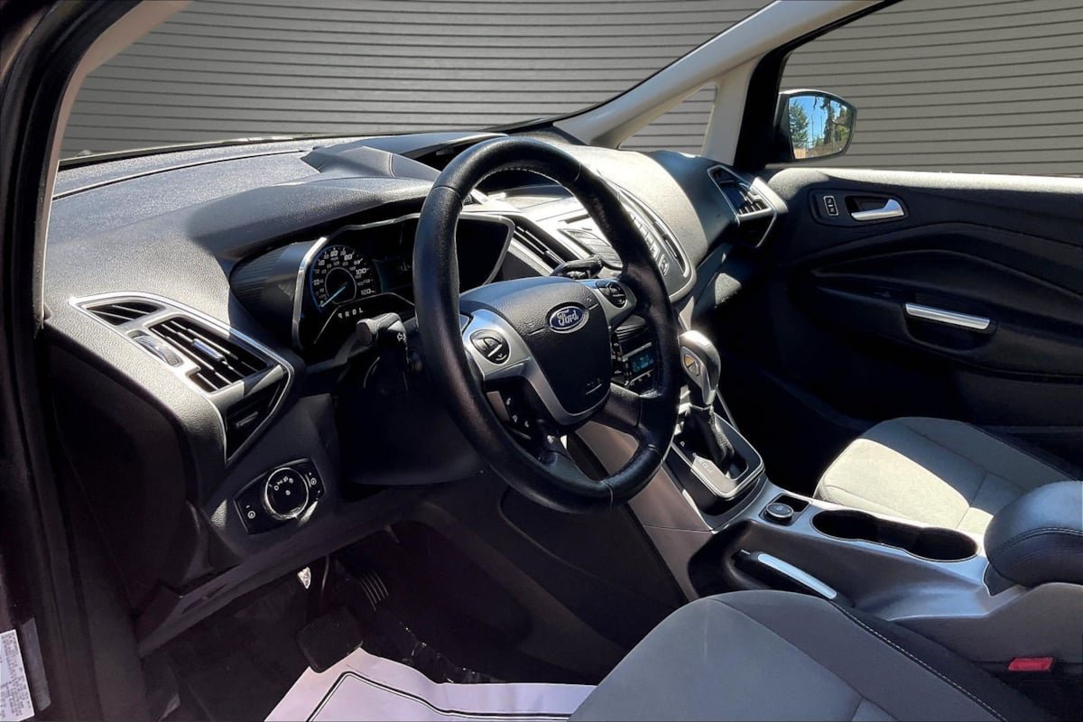 Used 2013 Ford C-MAX SE FWD image 16