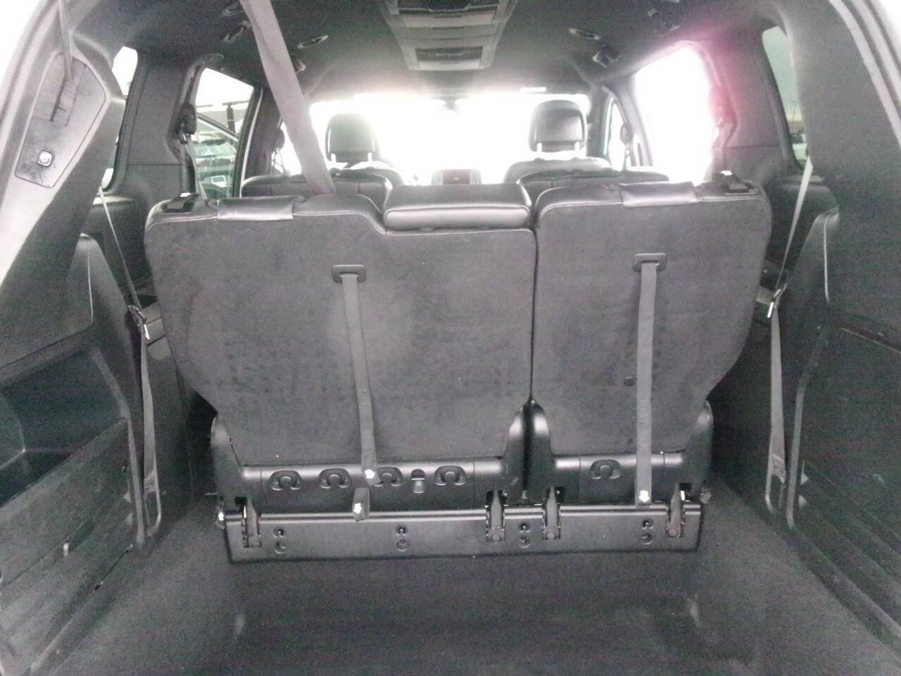 Used 2018 Dodge Grand Caravan SXT w/ Driver Convenience Group image 23