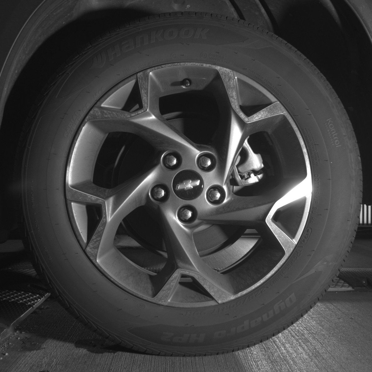 Used 2025 Chevrolet Trax LT FWD image 14
