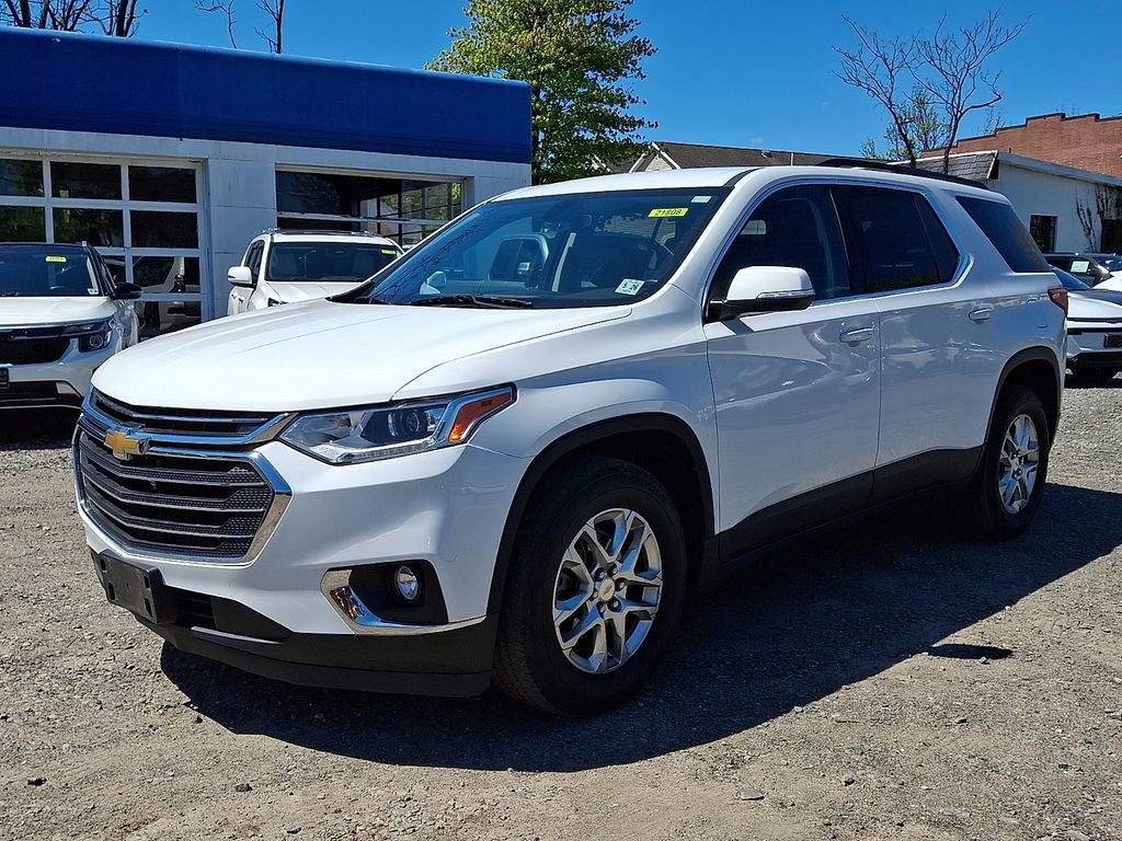 Used 2021 Chevrolet Traverse LT AWD/4WD image 3