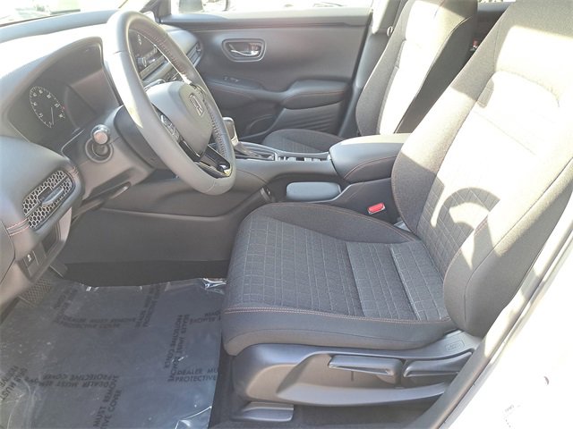 Used 2023 Honda HR-V Sport image 17