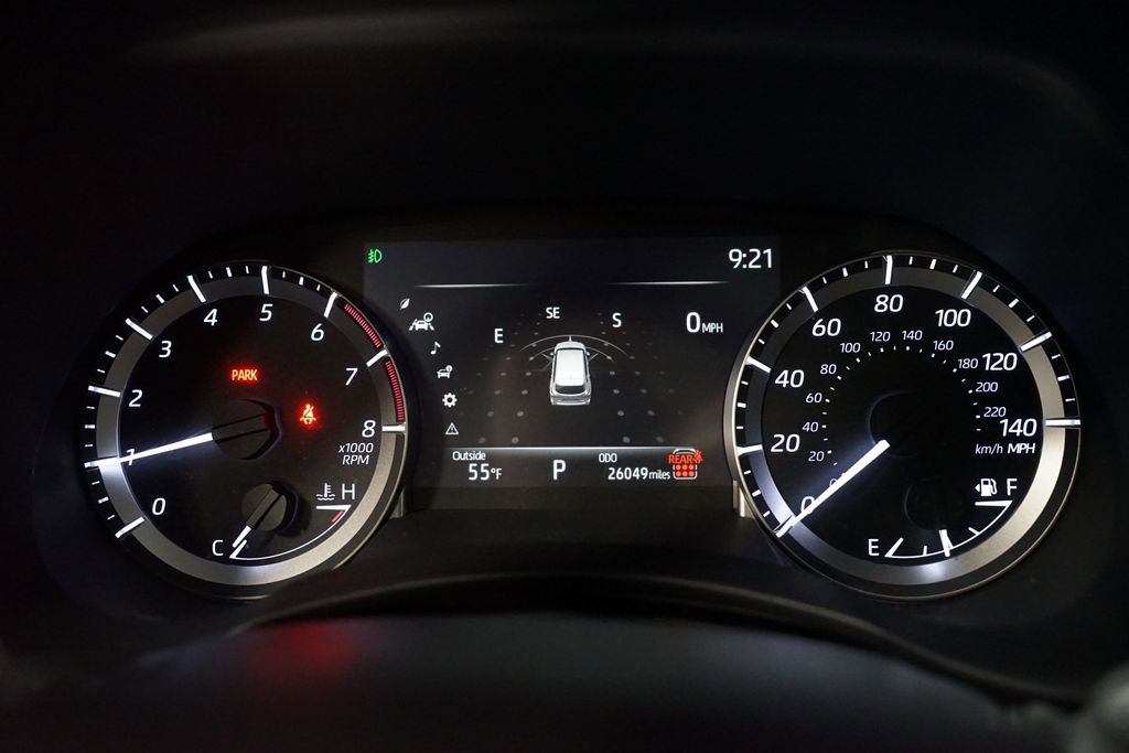 Certified 2024 Toyota Highlander XLE image 15