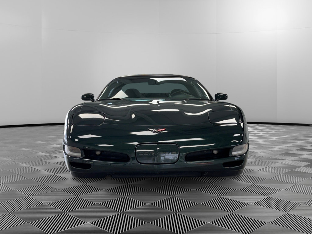 Used 2001 Chevrolet Corvette Coupe w/ Preferred Equipment Group1 image 3