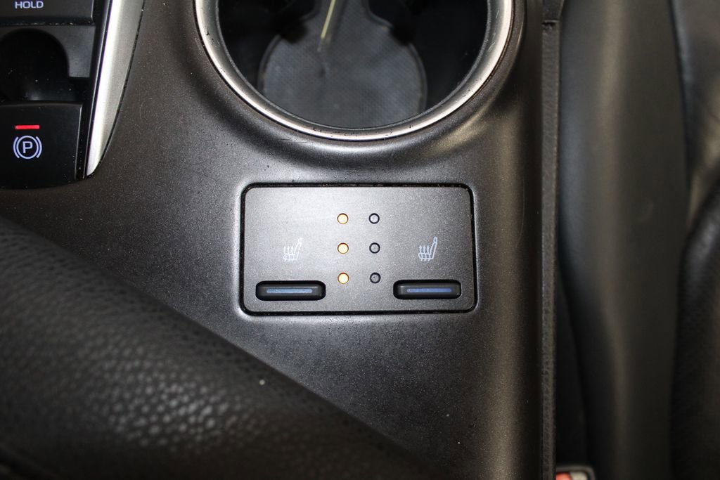 Used 2024 Toyota Camry XLE image 34