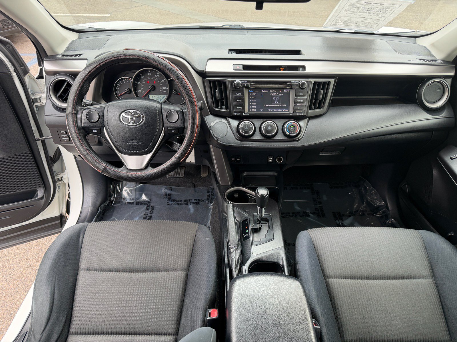 Used 2016 Toyota RAV4 LE AWD/4WD image 13