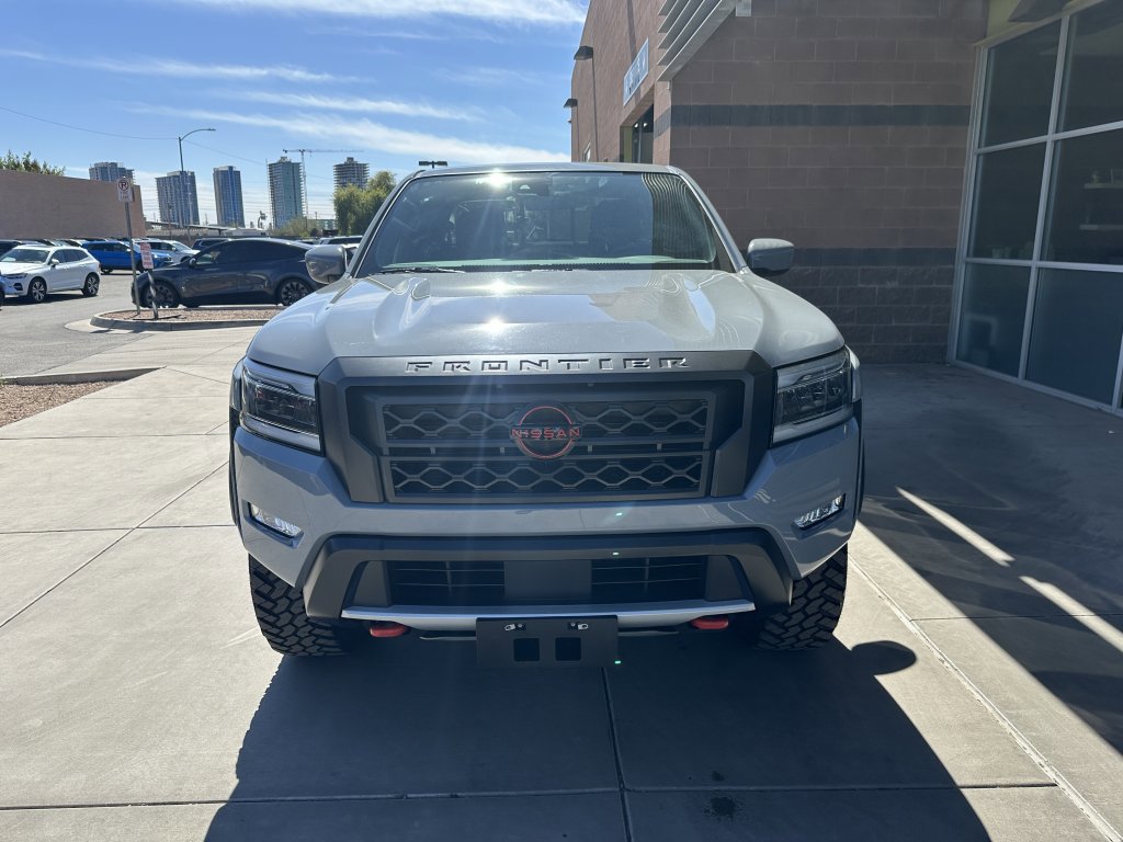 Used 2024 Nissan Frontier PRO-4X w/ Technology Package AWD/4WD image 11