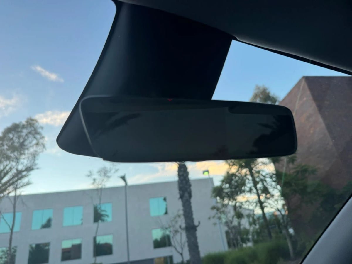 Used 2026 Tesla Model Y Long Range RWD image 33
