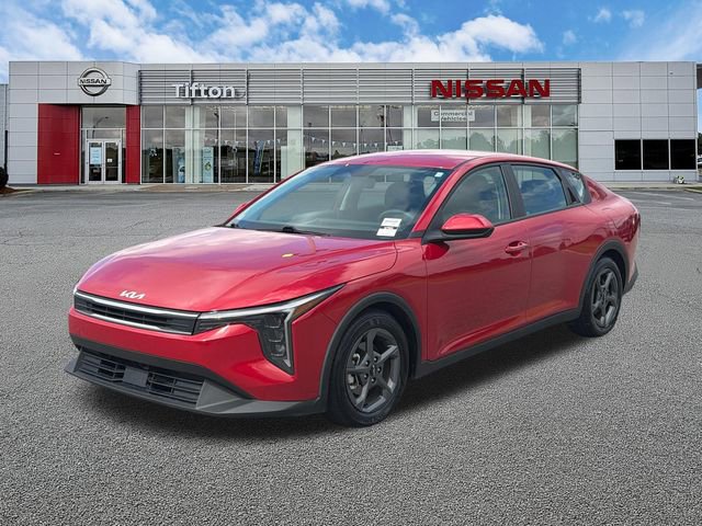 Used 2025 Kia K4 FWD image 3
