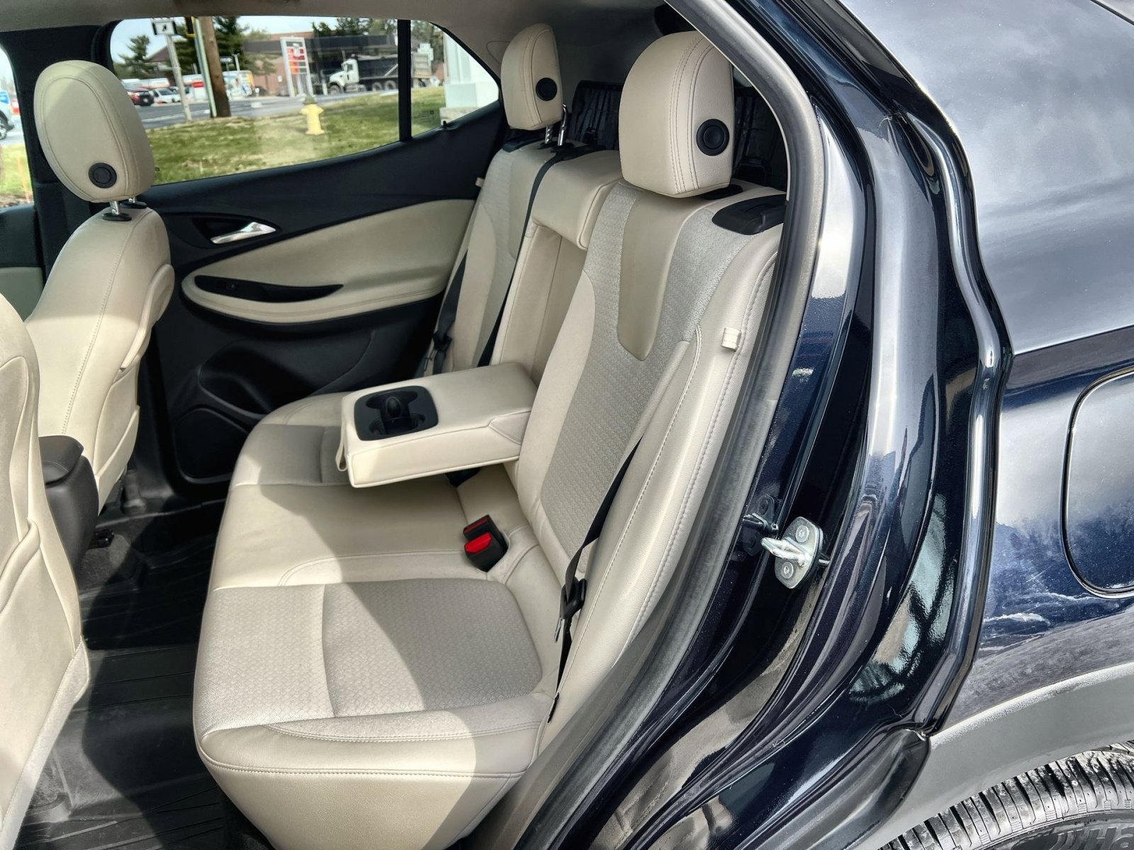 Used 2021 Buick Encore GX Select w/ Advanced Technology Package image 24