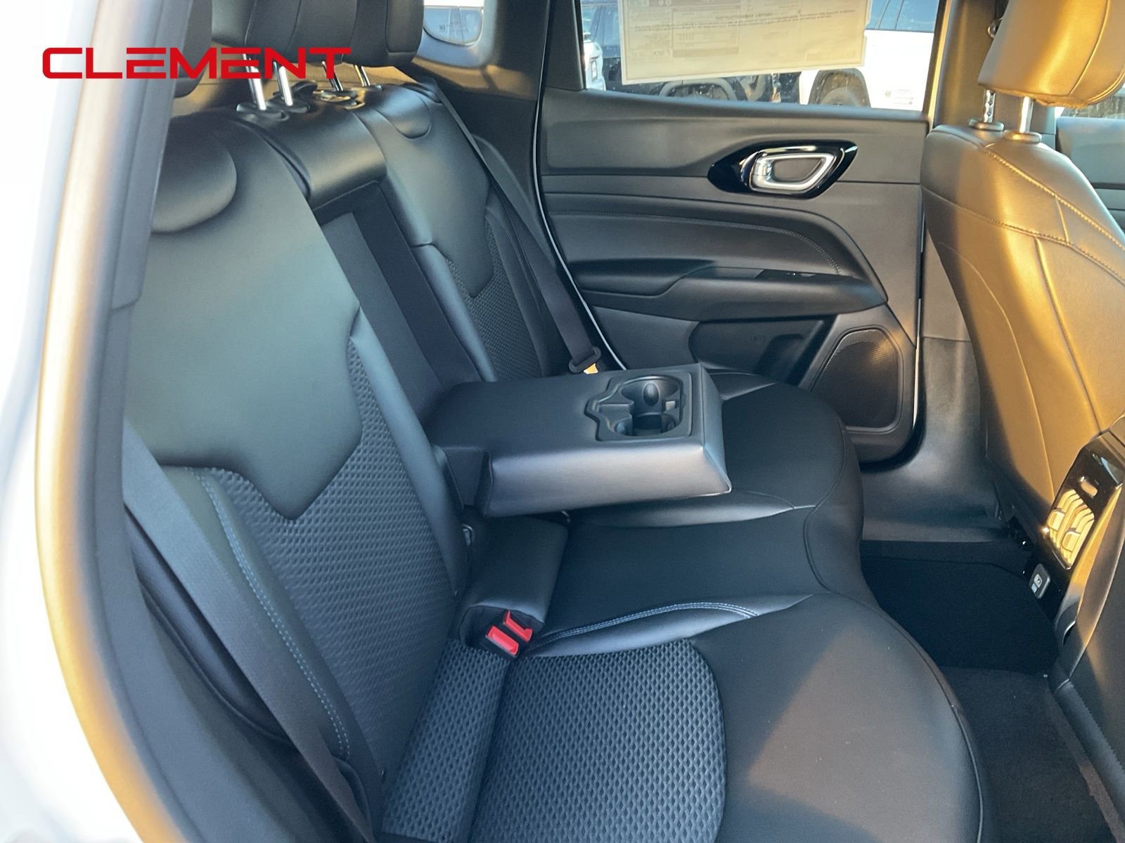 New 2026 Jeep Compass Latitude image 21