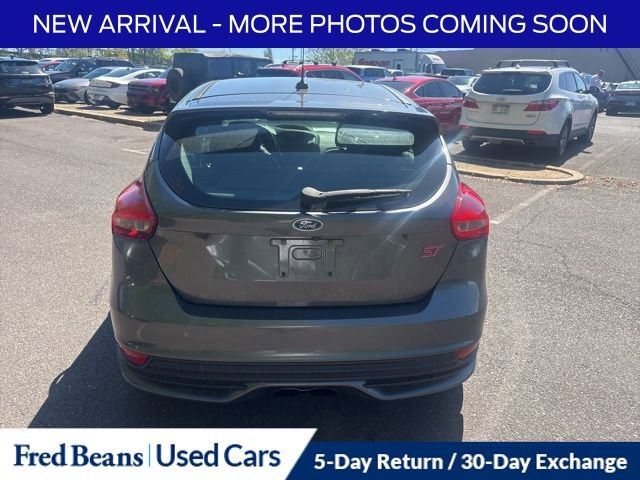 Used 2018 Ford Focus ST FWD image 7