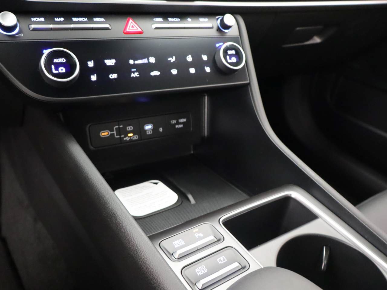 New 2026 Hyundai Sonata Limited FWD image 10