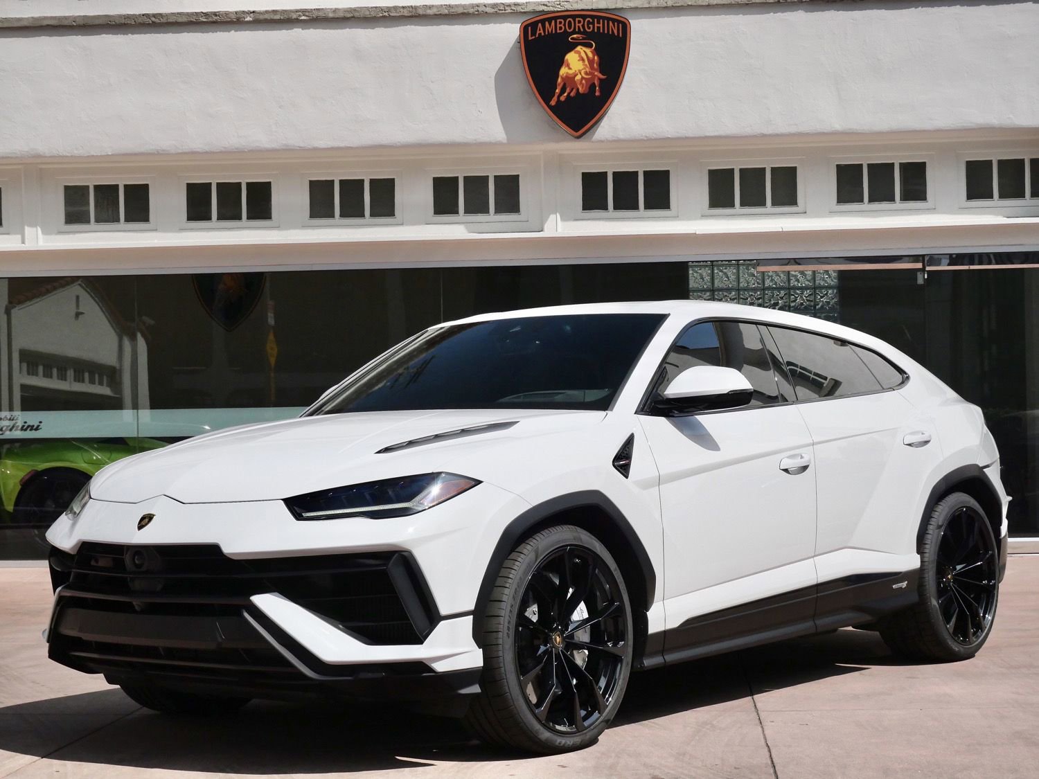 Used 2023 Lamborghini Urus S AWD/4WD image 13