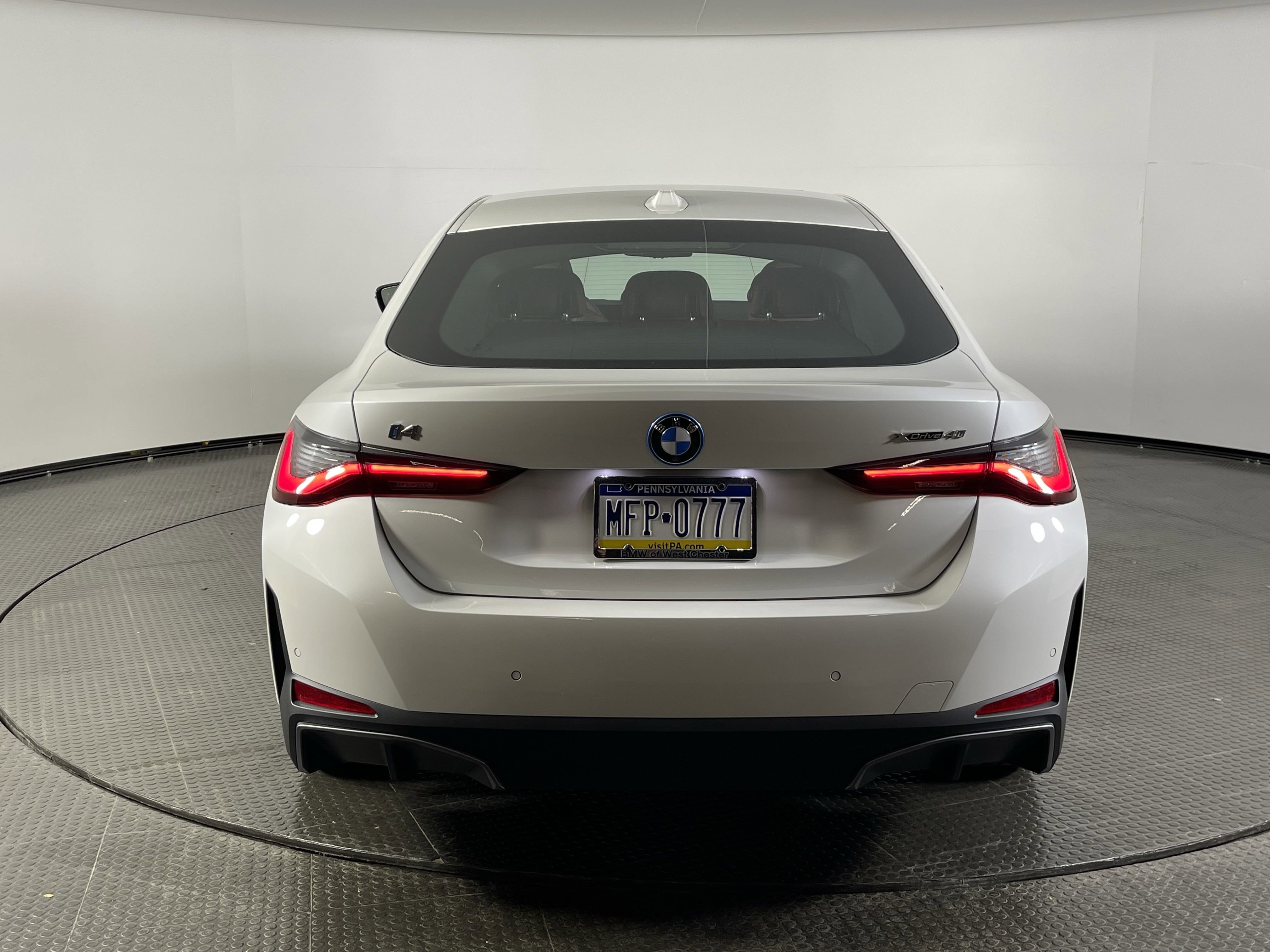 Used 2025 BMW i4 xDrive40i w/ Premium Package image 8