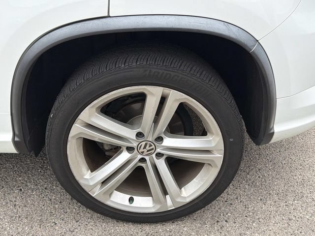 Used 2016 Volkswagen Tiguan R-Line FWD image 5