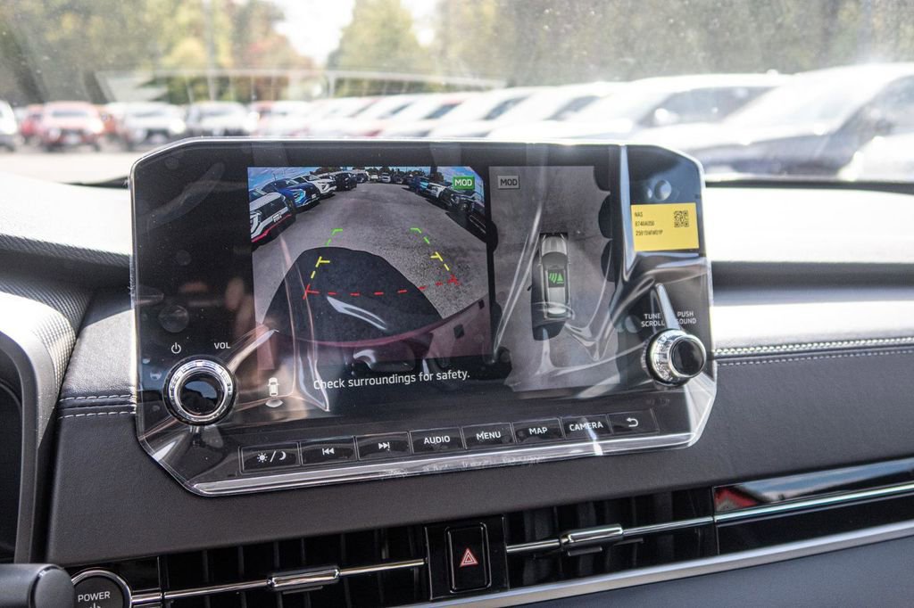 New 2025 Mitsubishi Outlander 4WD Plug-In Hybrid image 39