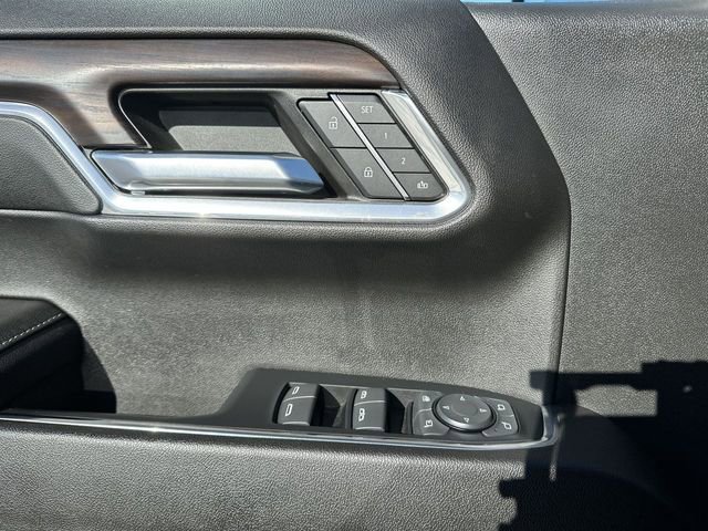 Used 2023 GMC Sierra 1500 SLT w/ SLT Premium Package image 24