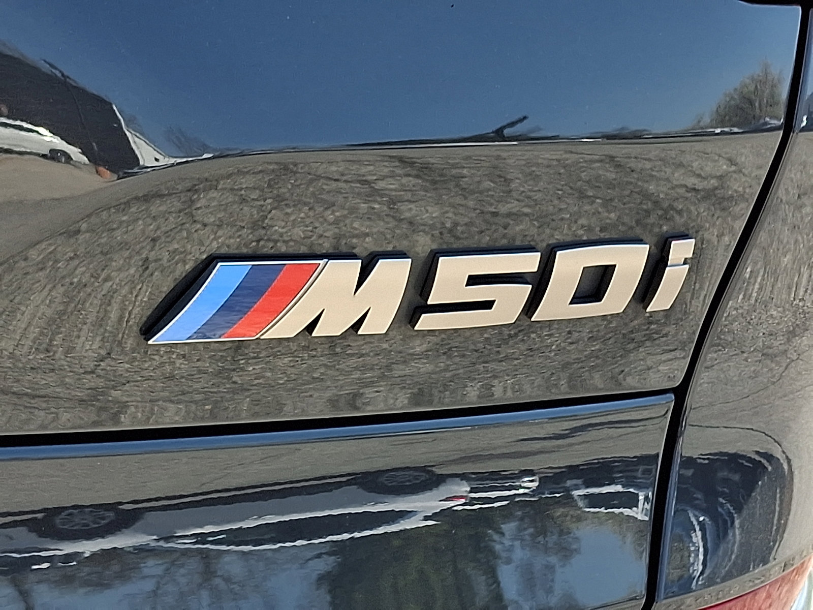 Used 2021 BMW X5 M50i w/ Executive Package image 33