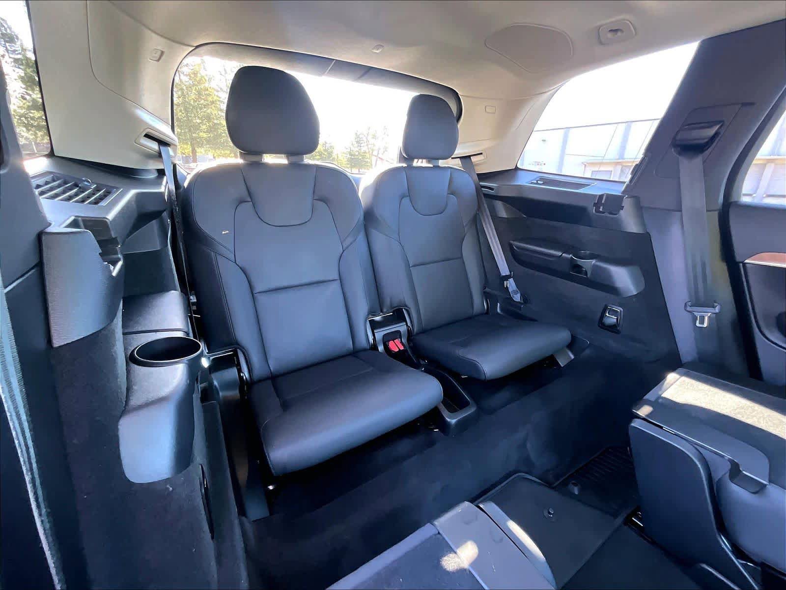 Used 2023 Volvo XC90 T8 Plus w/ Protection Package AWD/4WD image 30