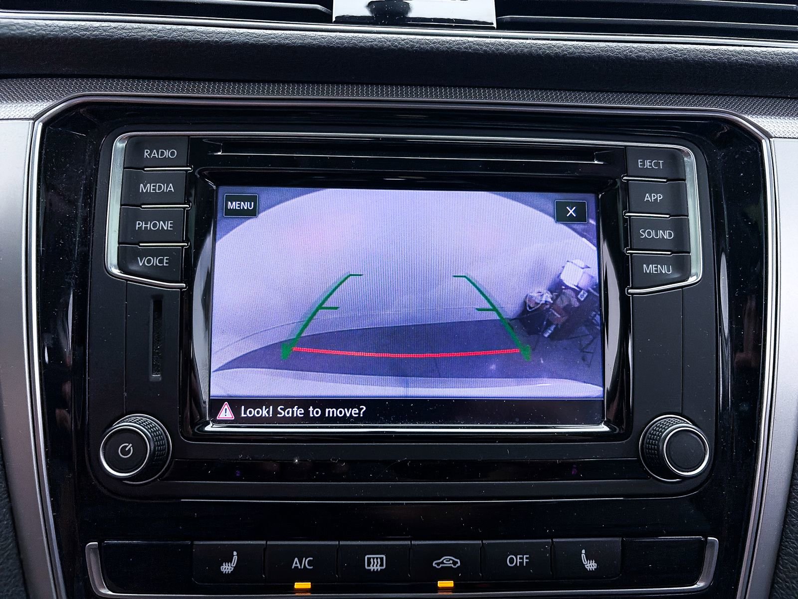 Used 2019 Volkswagen Passat 2.0T Wolfsburg FWD image 5