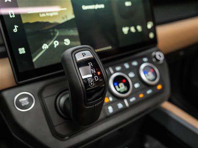 New 2026 Land Rover Defender 110 X-Dynamic SE AWD/4WD image 27