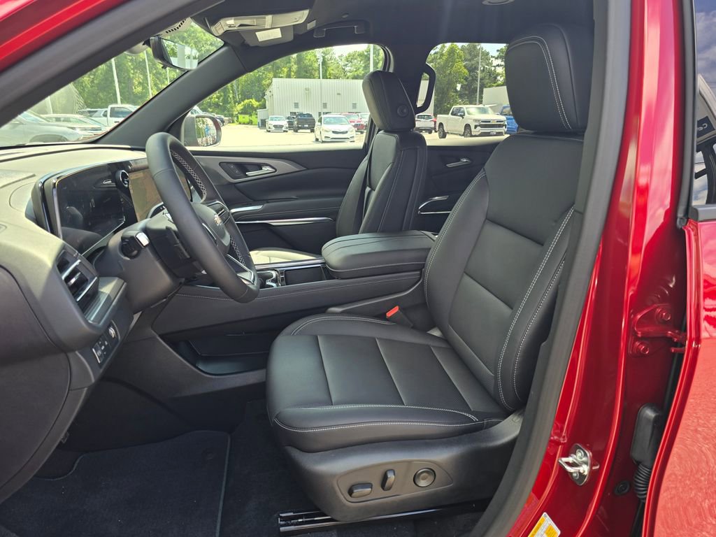 New 2026 Chevrolet Traverse LT w/ Driver Confidence Package image 18
