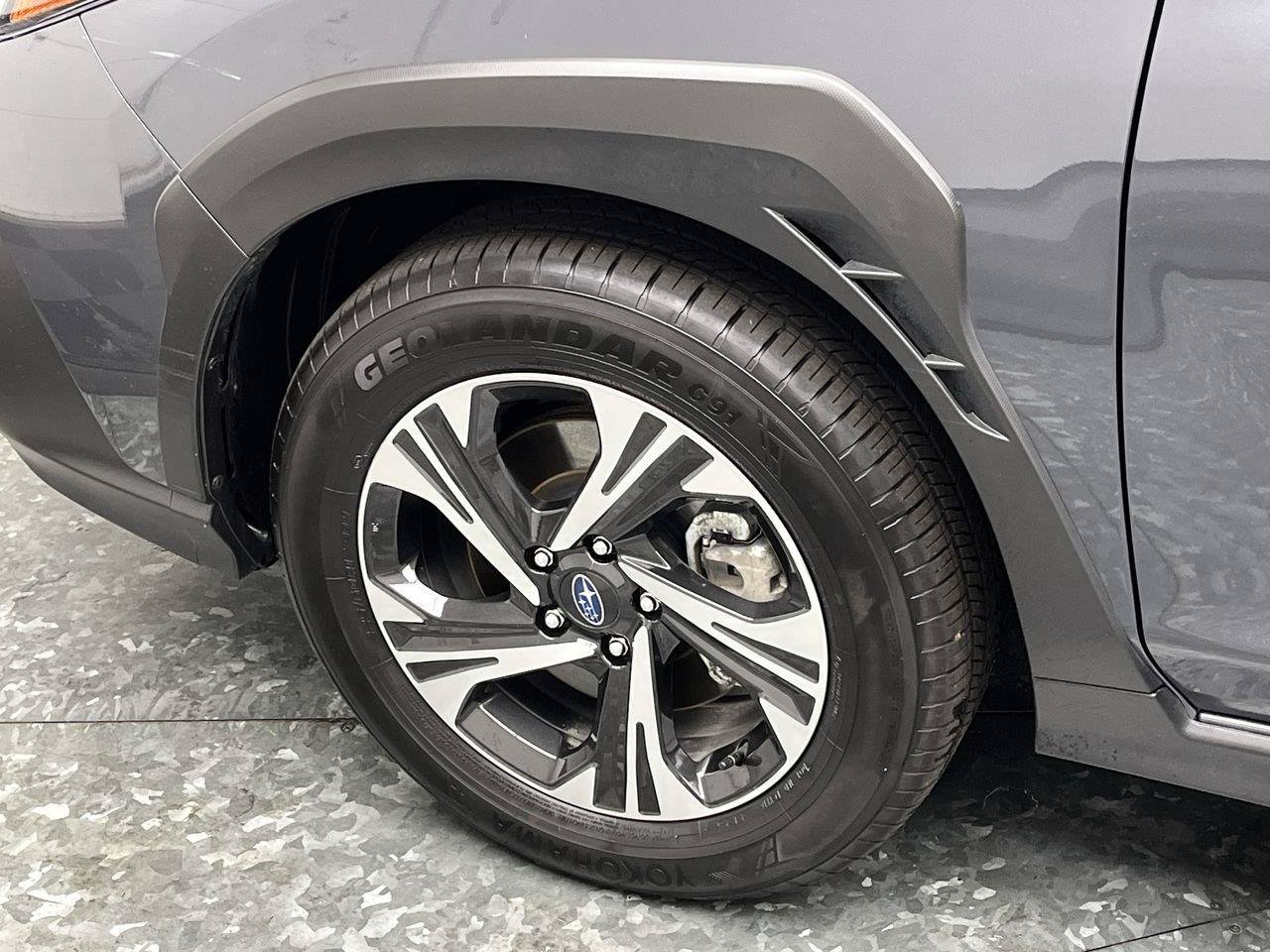 Used 2025 Subaru Crosstrek 2.5i Premium AWD/4WD image 31
