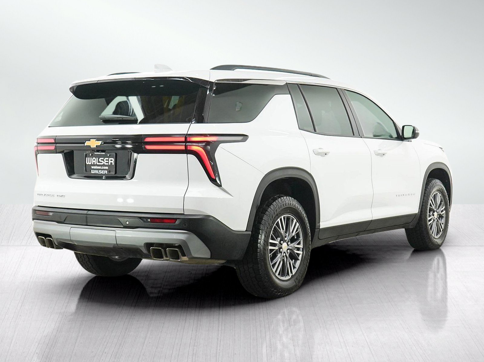 Used 2026 Chevrolet Traverse LT AWD/4WD image 5