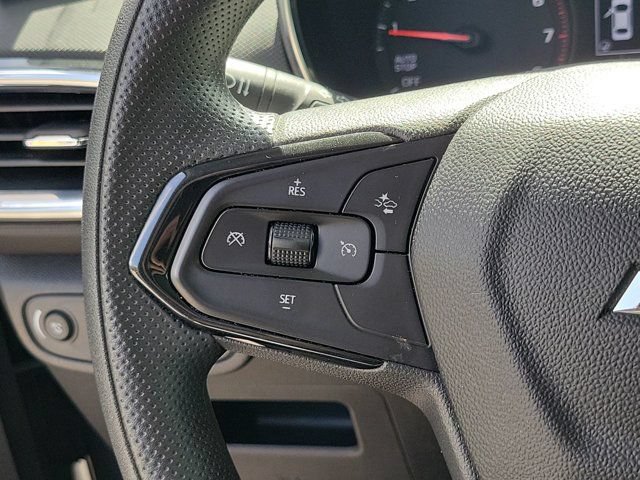Used 2021 Chevrolet TrailBlazer LT w/ Convenience Package FWD image 31