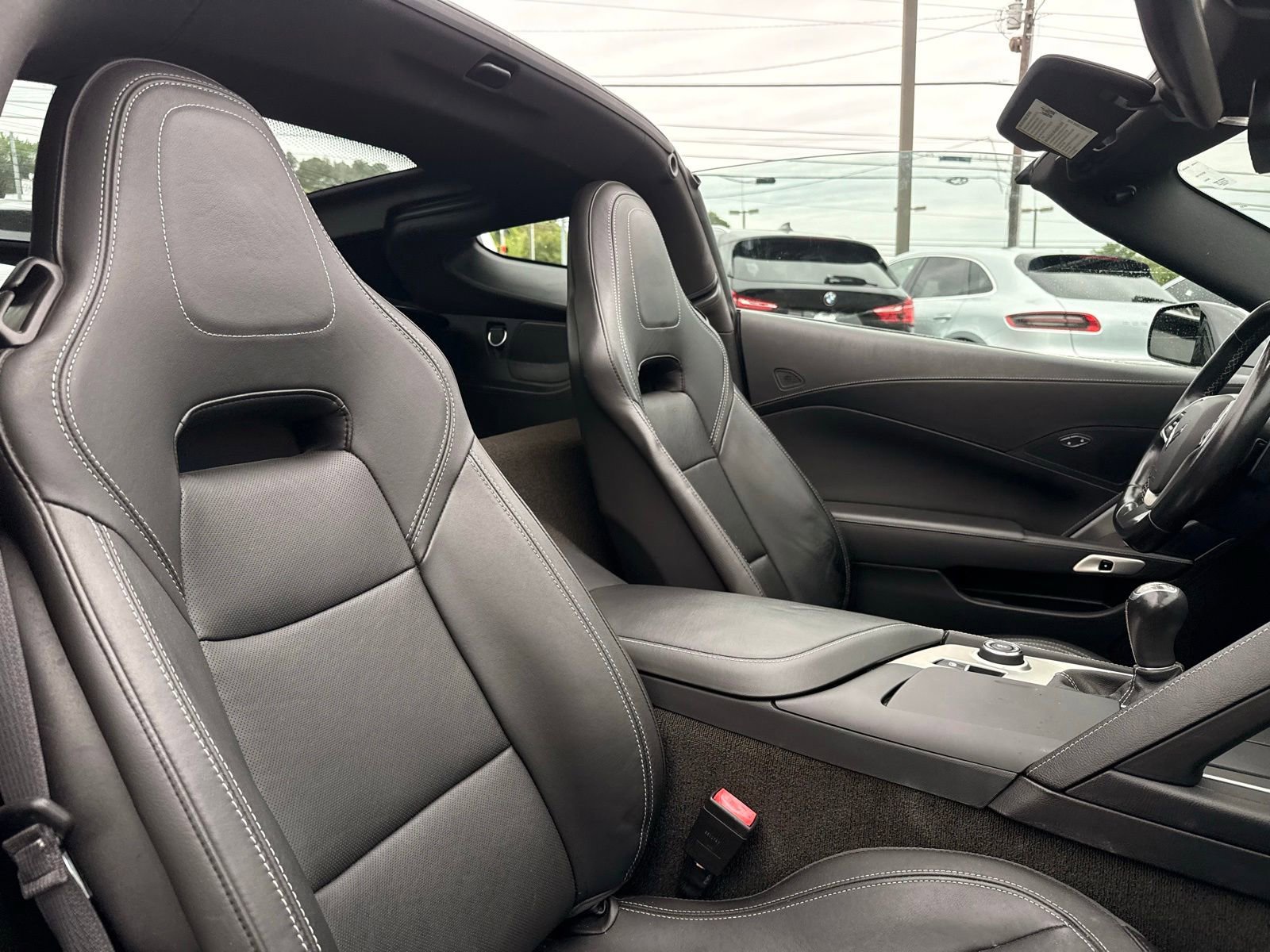 Used 2018 Chevrolet Corvette Stingray Coupe w/ 1LT RWD image 26