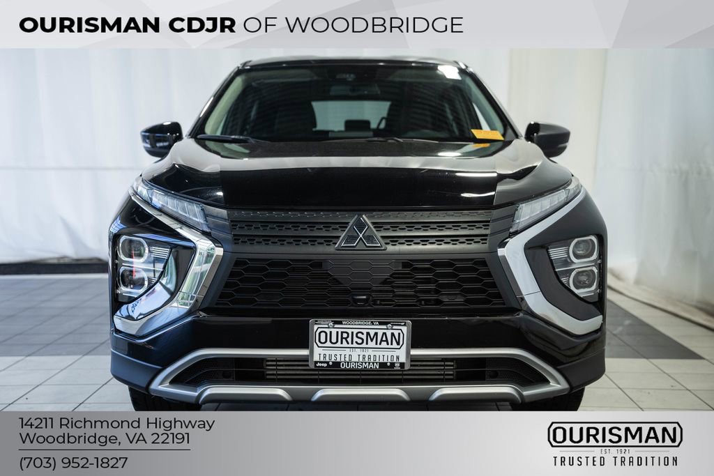 Used 2025 Mitsubishi Eclipse Cross SE AWD/4WD image 2