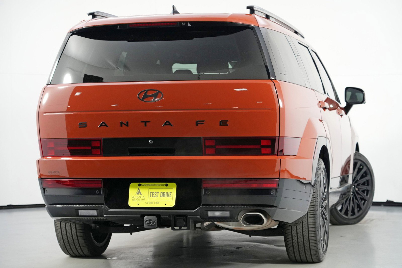 Used 2024 Hyundai Santa Fe Calligraphy image 4
