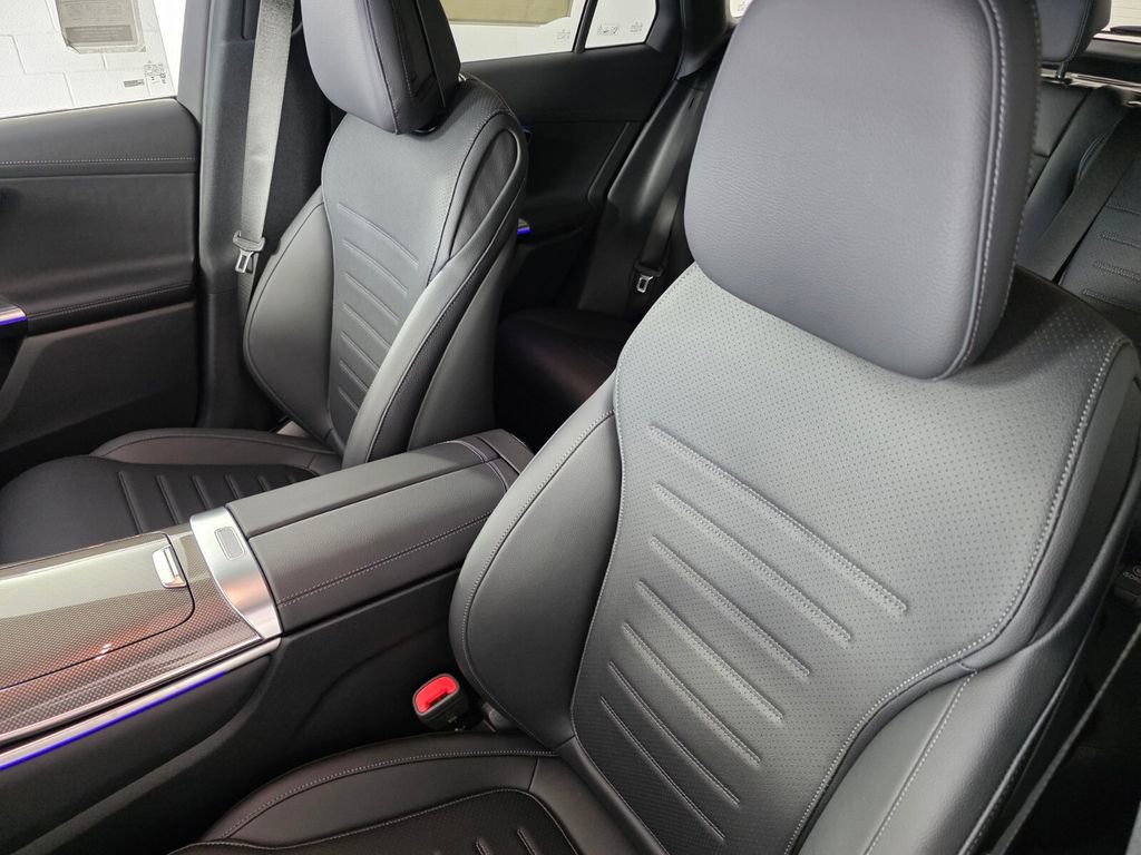 New 2026 Mercedes-Benz GLC 300 image 8