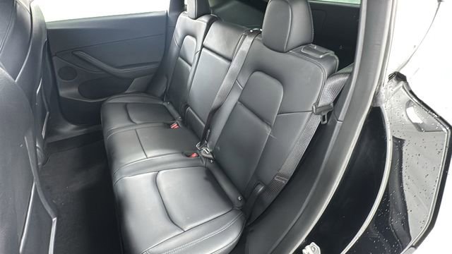 Used 2021 Tesla Model Y Performance image 12