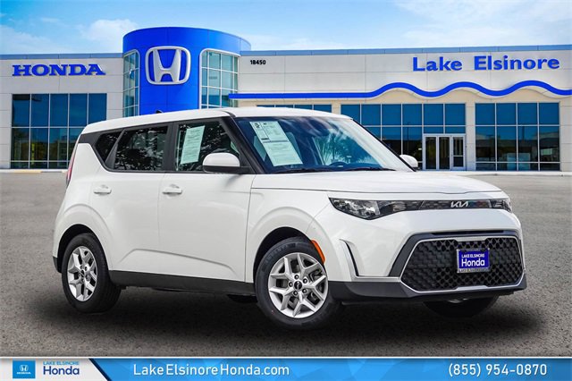 Used 2023 Kia Soul LX w/ LX Technology Package
