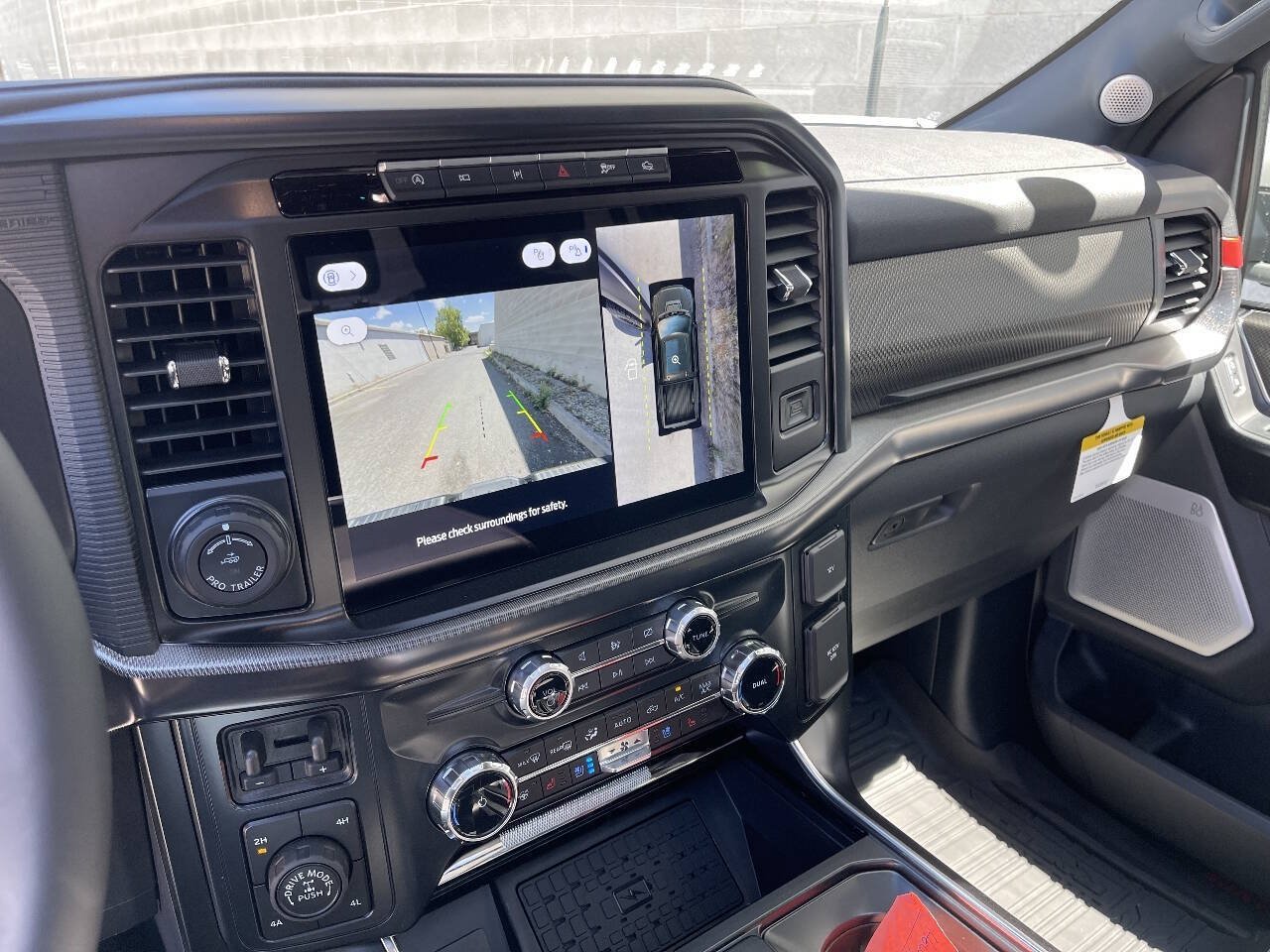 Used 2026 Ford F150 Raptor AWD/4WD image 25
