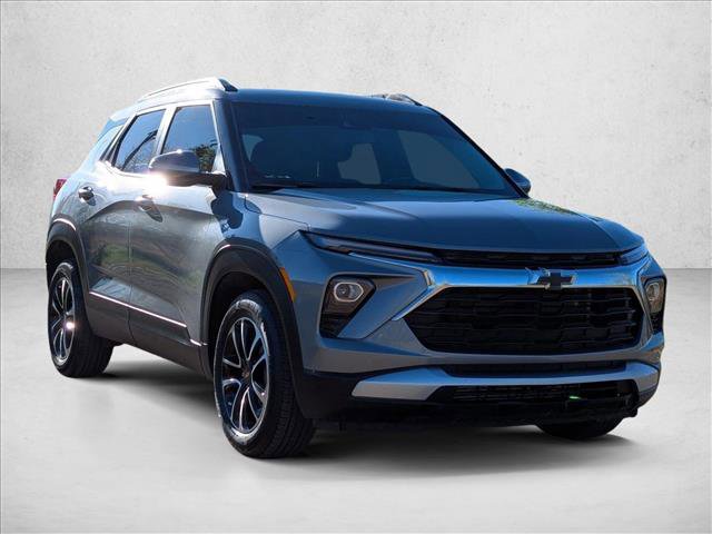 Used 2024 Chevrolet TrailBlazer LT w/ LT Cold Weather Package video 3