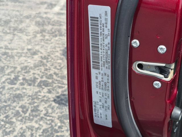 Used 2018 RAM 1500 Laramie w/ Convenience Group AWD/4WD image 25