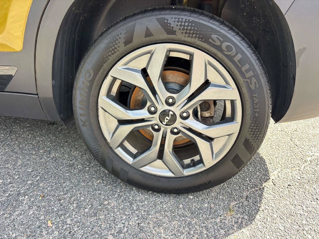 Certified 2024 Kia Seltos S AWD/4WD image 8