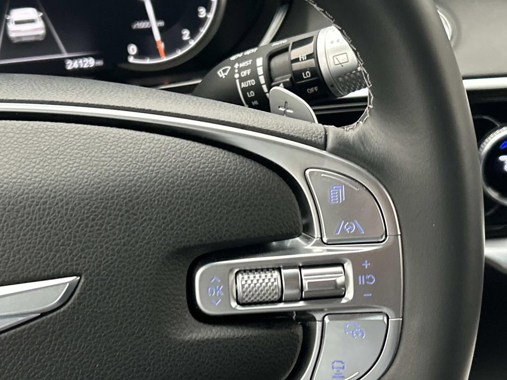 Used 2024 Genesis GV70 2.5T w/ Select Package image 33