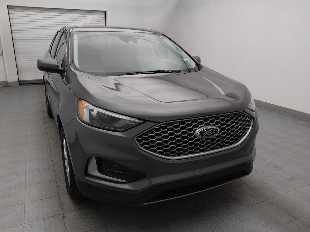 Used 2024 Ford Edge SEL image 14