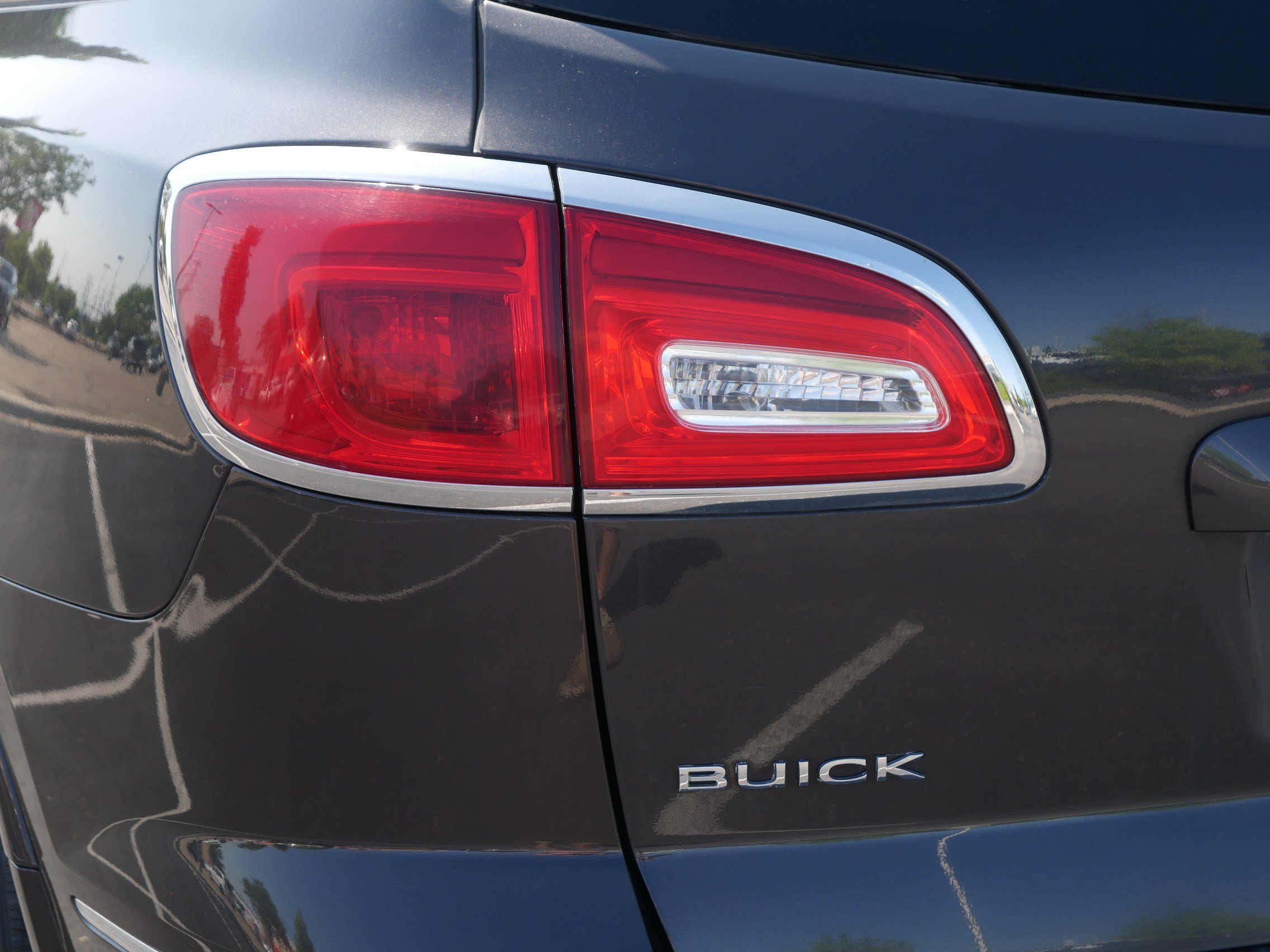 Used 2015 Buick Enclave Leather AWD/4WD image 17