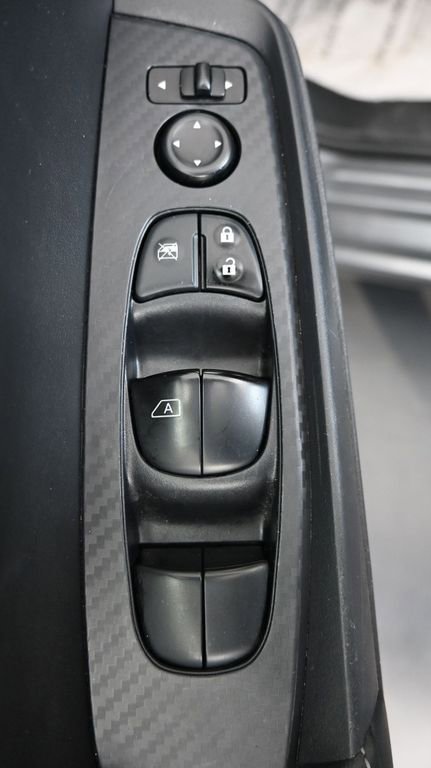 Used 2024 Nissan Sentra SV image 21