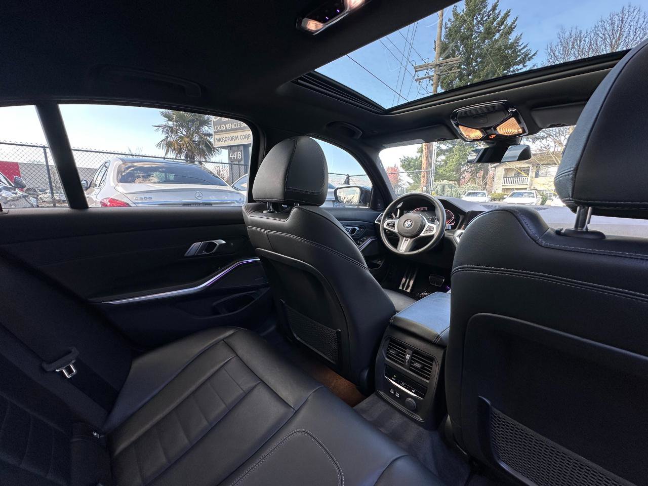 Used 2019 BMW 330i Sedan w/ M Sport Package image 15