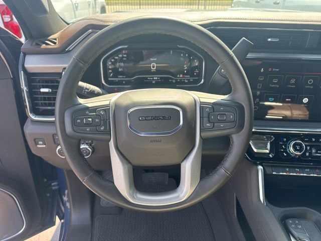 Used 2025 GMC Sierra 2500 Denali image 12