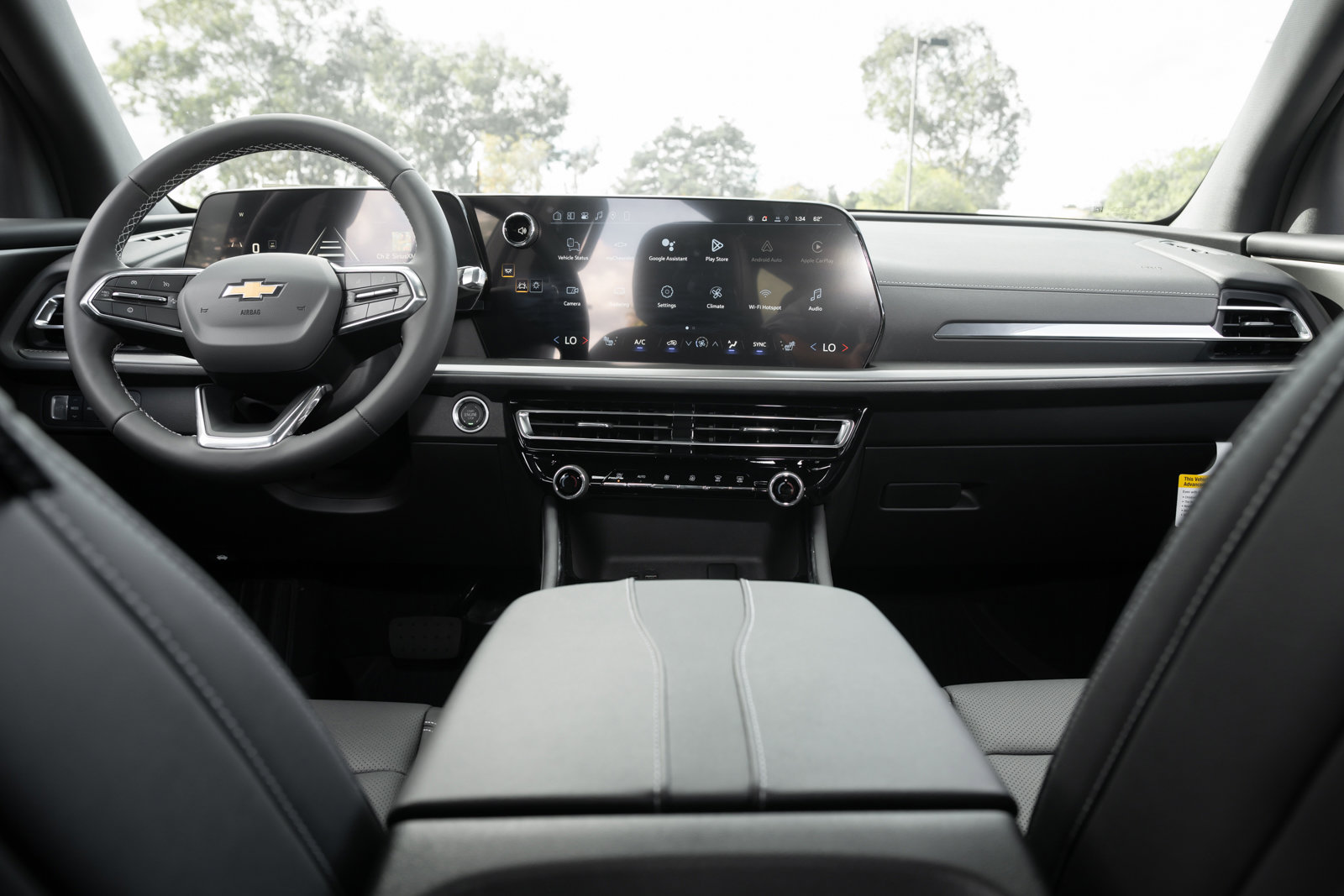 New 2026 Chevrolet Traverse LT w/ Driver Confidence Package image 17